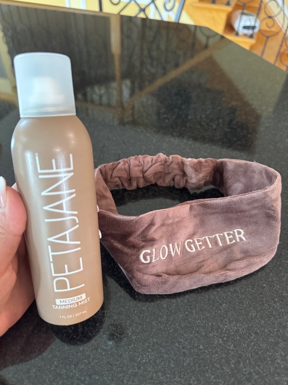 PETAJANE Medium Tanning Mist + 'Glow Getter' ➕ Velvet Headband - Brown - Picture 3 of 5